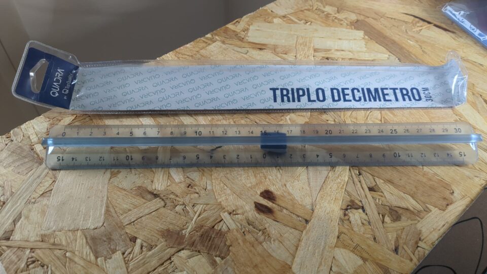 Righello e strumenti per la precisione